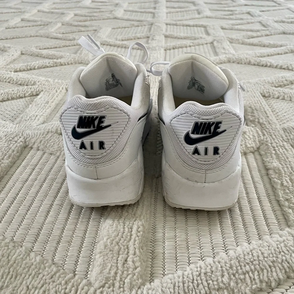 Nike Air Max 90s - Picture 8 of 9